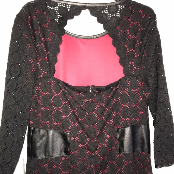 Black and red lace dress - Picture 3 of 3